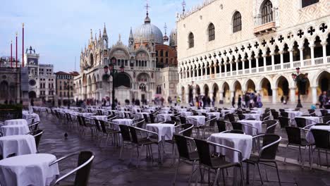 outdoor restaurant against crowd of people in venice