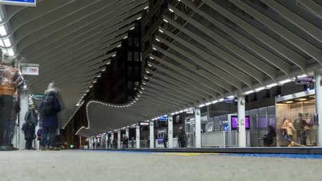 lapso de tiempo de los pasajeros en los trenes de chicago