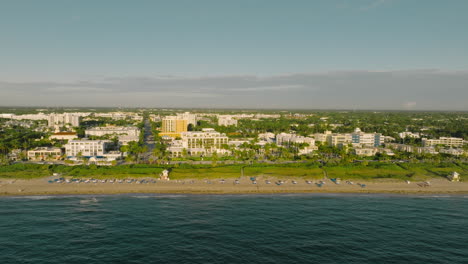 tiro de drone de propriedades perto de delray beach, na flórida