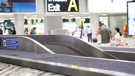 airport baggage claim