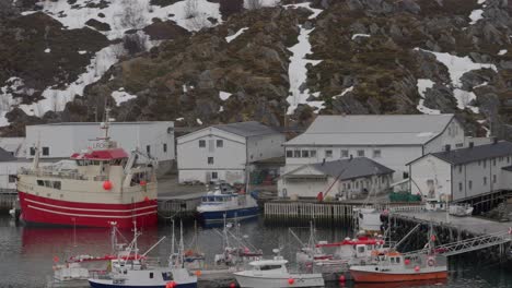 picturesque norwegian fishing villages with harbors and boats