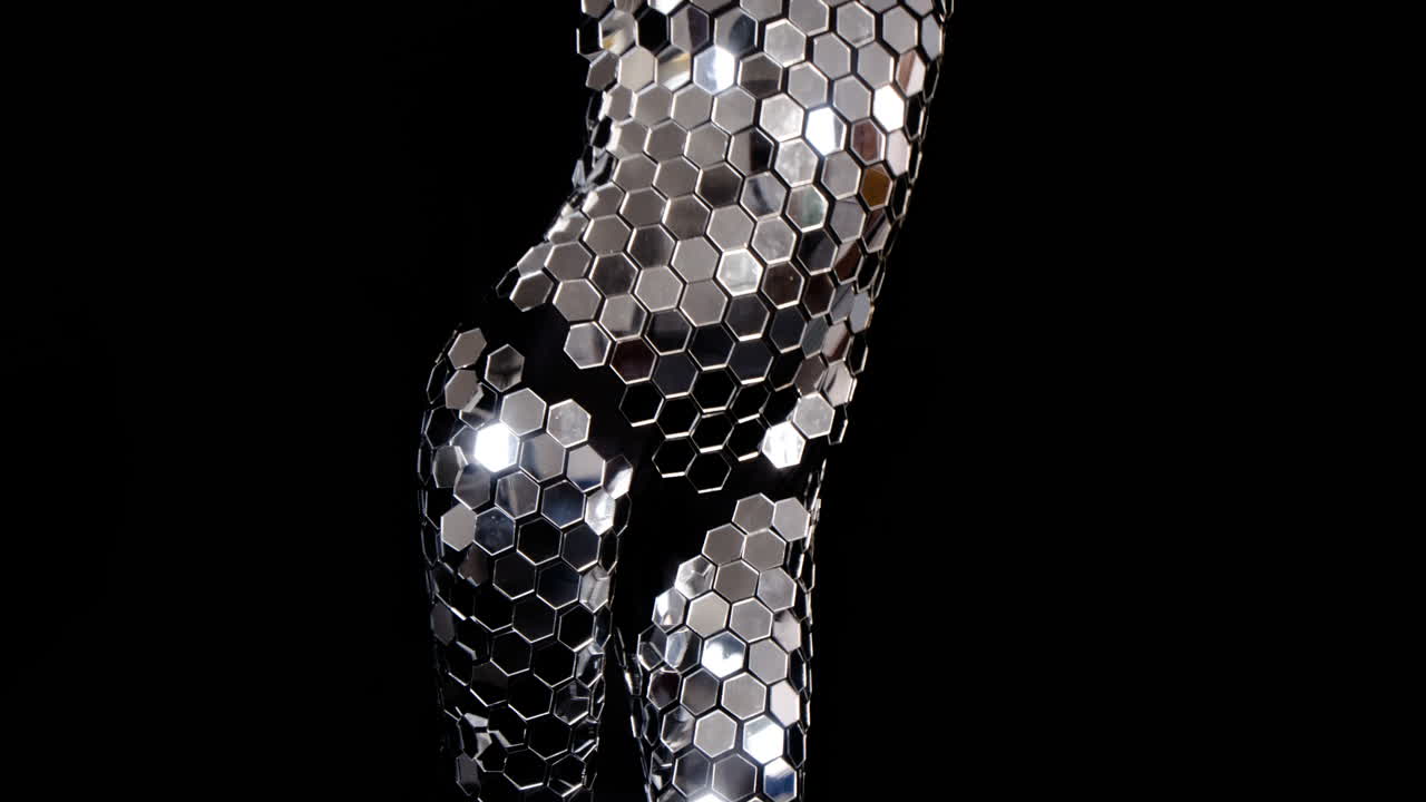Disco Suit 4K 40