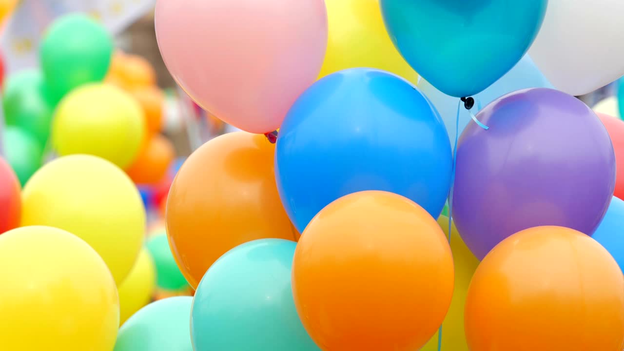 globos de helio de colores