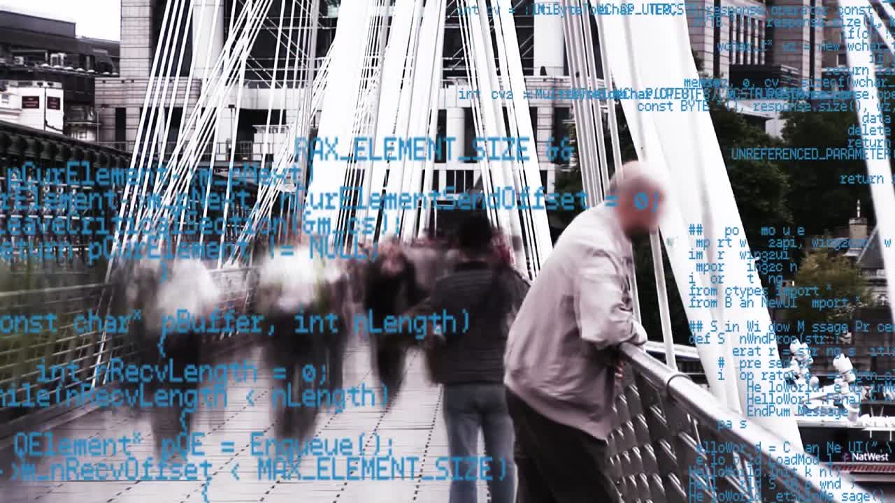 다리 철도 에 기대어 있는  ⁇ 은이