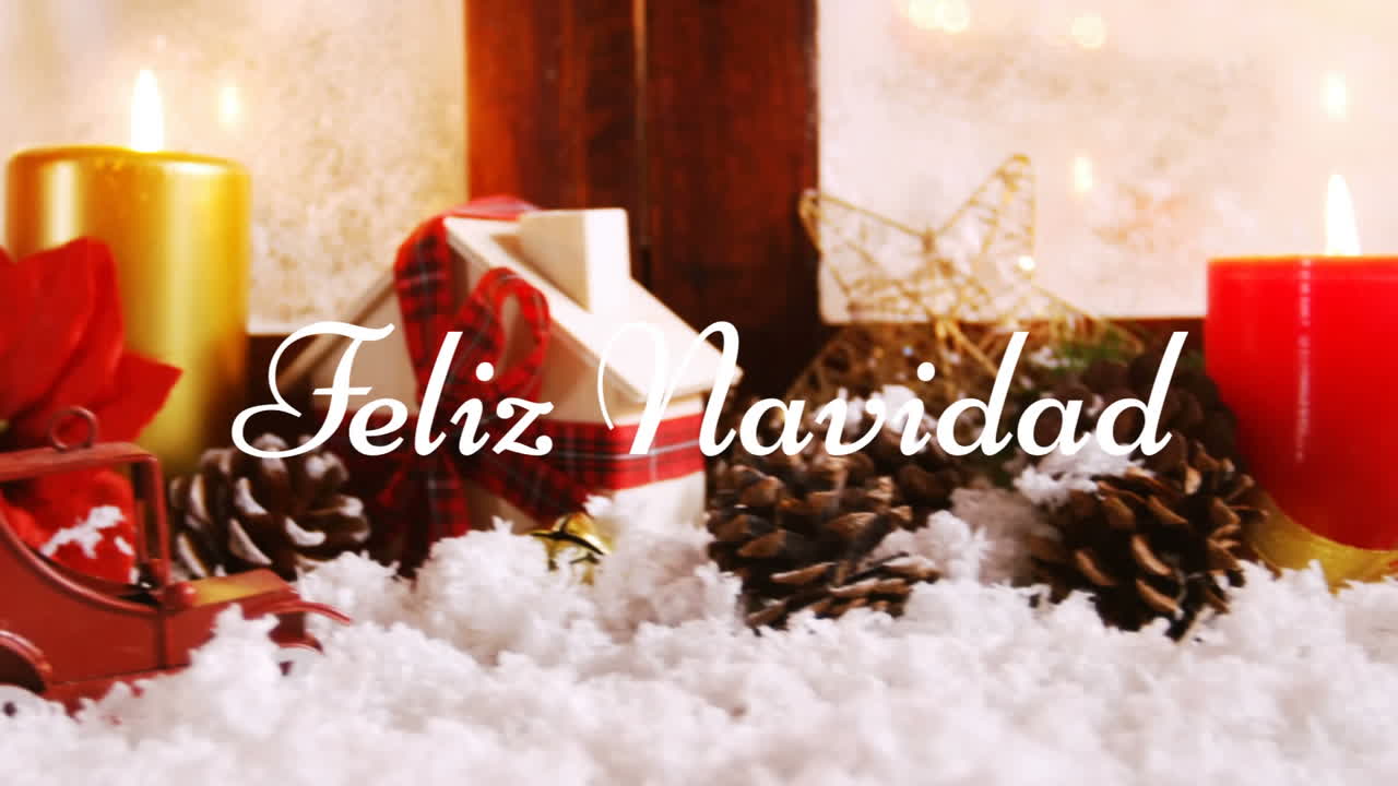 feliz navidad escrito sobre las decoraciones de navidad