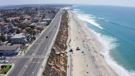 Carlsbad-city-and-sea-wall-on-the-coast-of-California