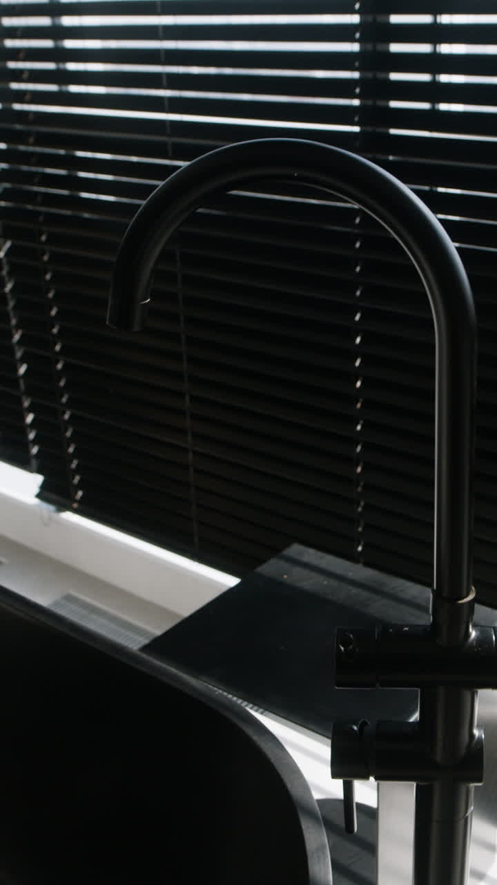 Modern Black Bathroom Faucet