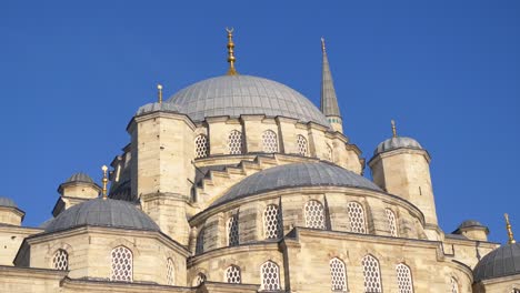 mezquita en la ciudad de estambul, turquía