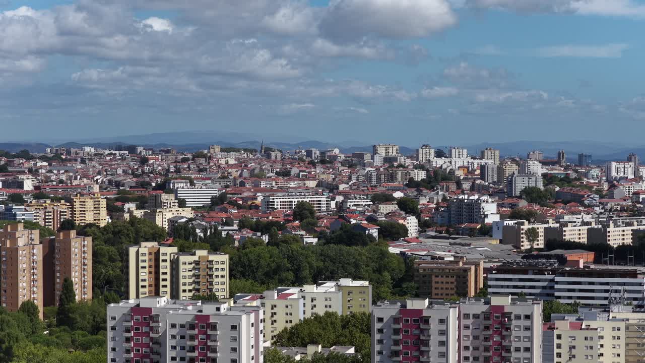 Porto cityscape building with 70mm lens