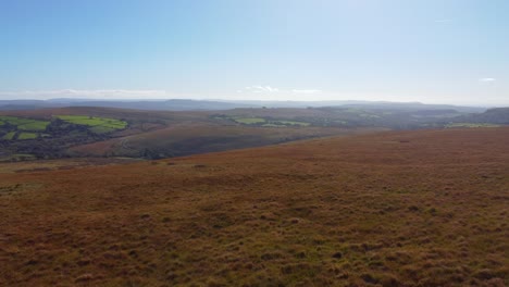serene rolling hills landscape