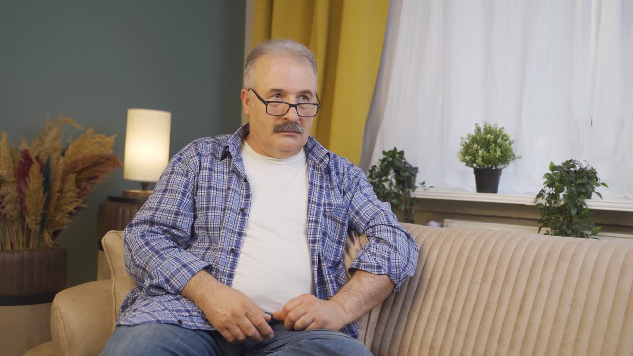 카메라를 보는 사람의 반응에 대한 두려움. 겁쟁이 사람.