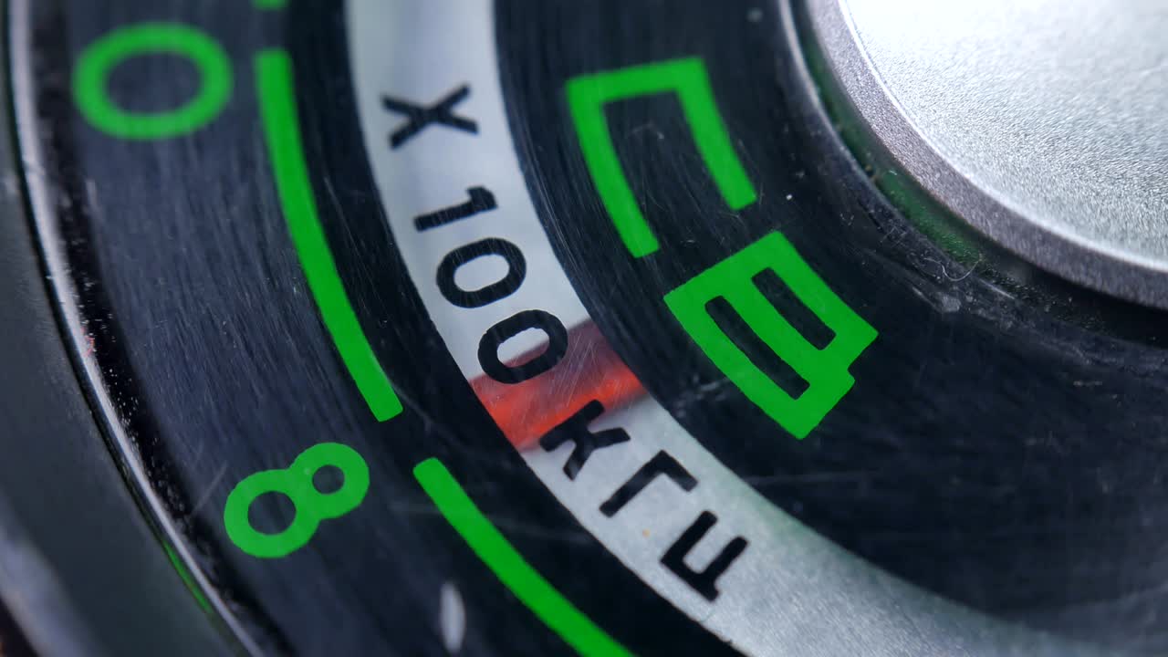 라디오 다이얼, 방송국 검색. 소리 오래된 라디오