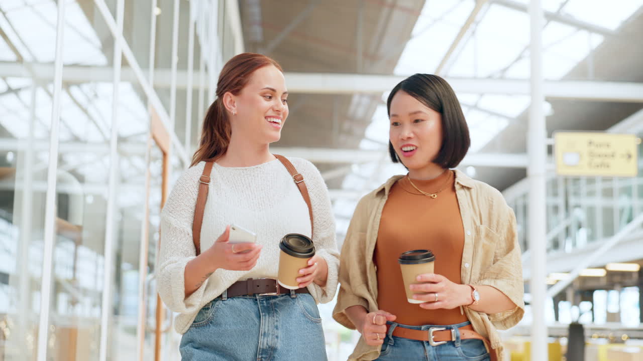 창의적인 사업가, 친구들