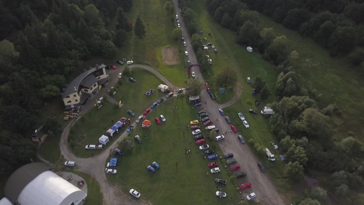 Droneopptak av solnedgang