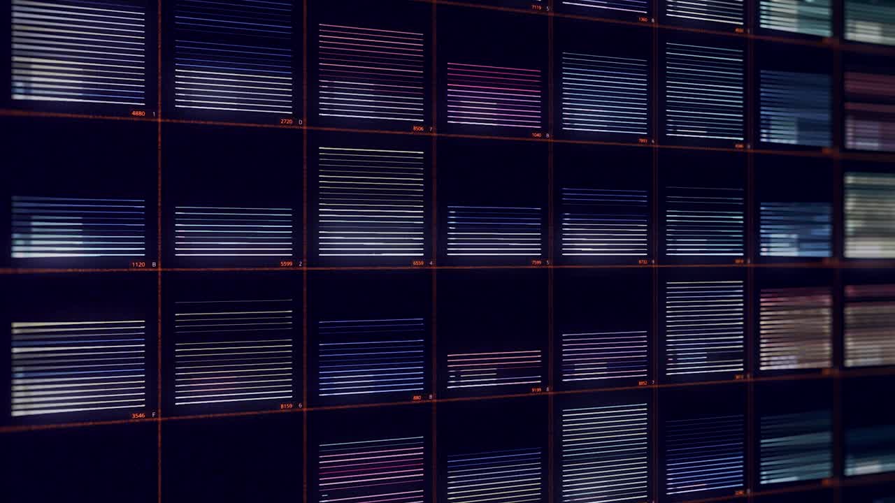 visualización de datos en una pantalla digital