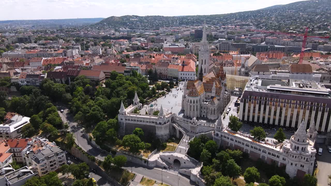 Vista aerea della Chiesa di Mattia e del Bastione dei Pescatori.