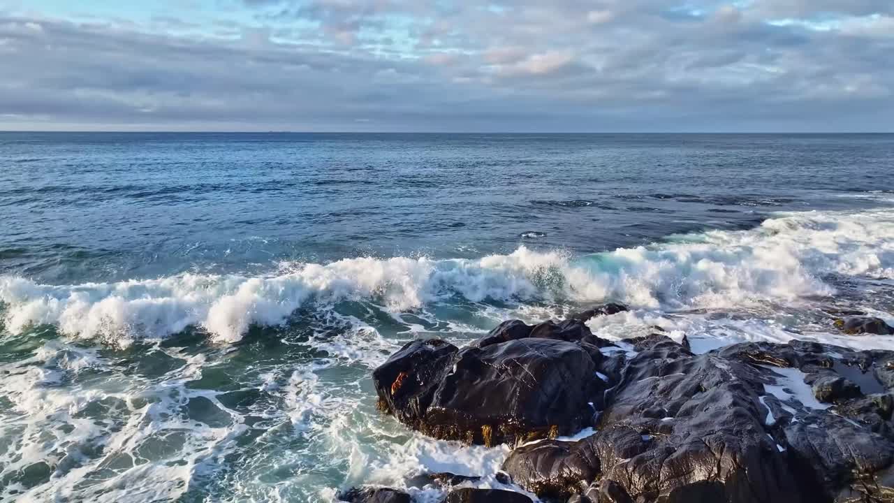 Vista aerea del meraviglioso paesaggio delle isole Lofoten in inverno