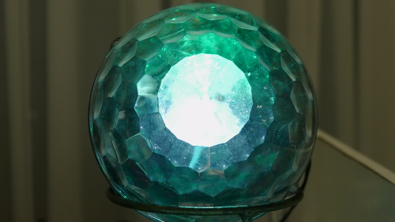 레드 음악 디스코 공, 컬러 음악의 회전 램프