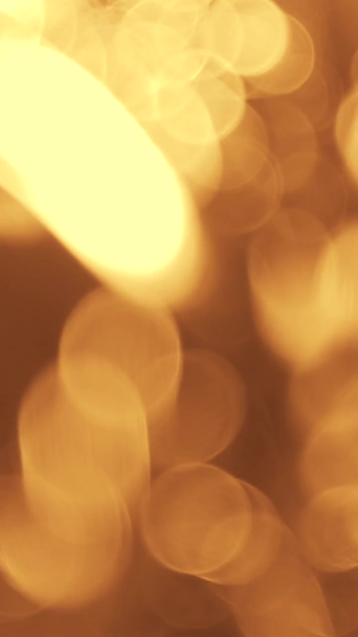 Resumo Fonte de luz dourada Bokeh