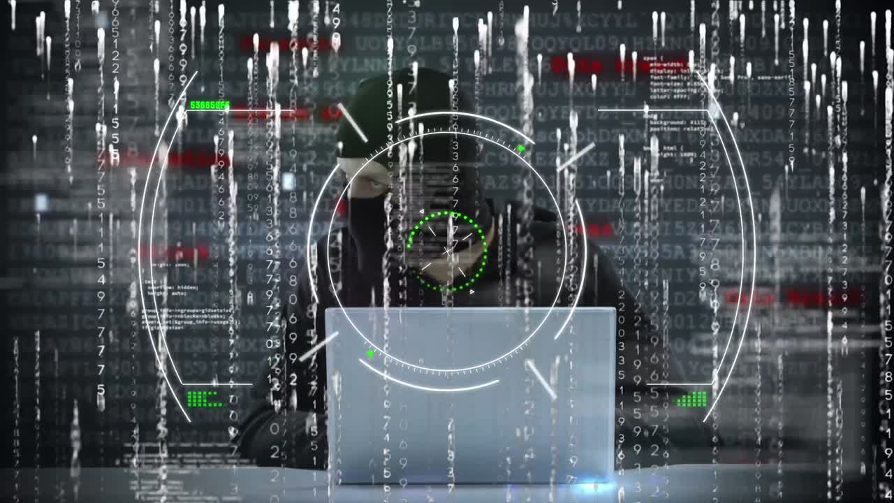 노트북으로 해커를 통해 범위와 데이터 처리의 애니메이션