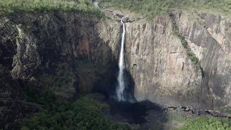 wallaman falls - famous waterfall in qld, australia