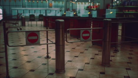 empty-closed-supermarket-due-covid-19-coronavirus-epidemic