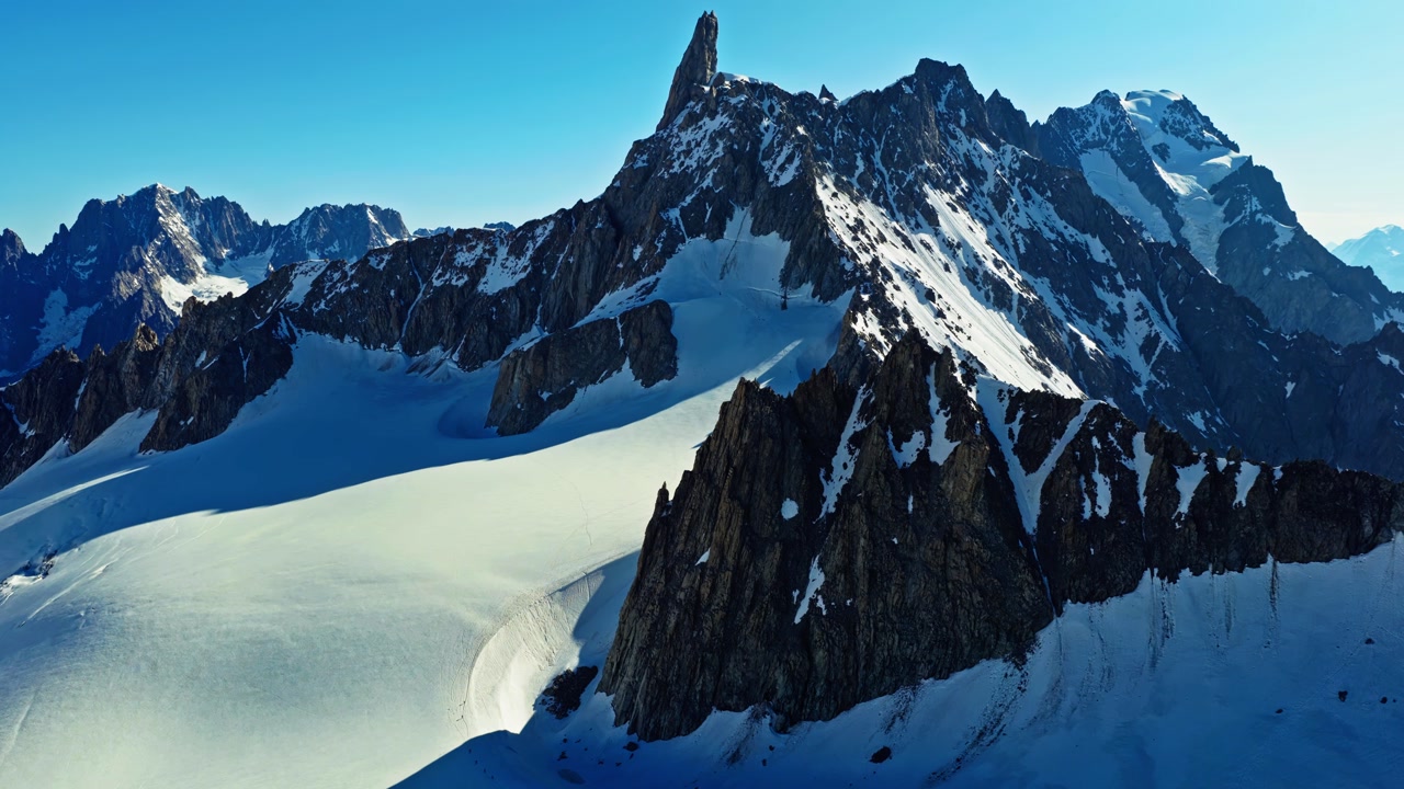 Remote Alpine Mountains, Wilderness Landscapes, Rugged Environments