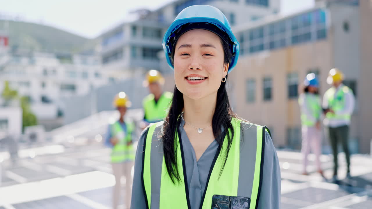 태양광 패널, 엔지니어링과 젊은 사람의 얼굴