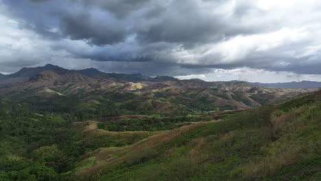 Video-De-Drones-Sobre-Montañas-En-Fiji.