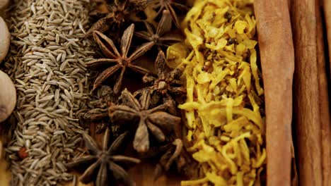 Various-spices-arranged-in-row-4k