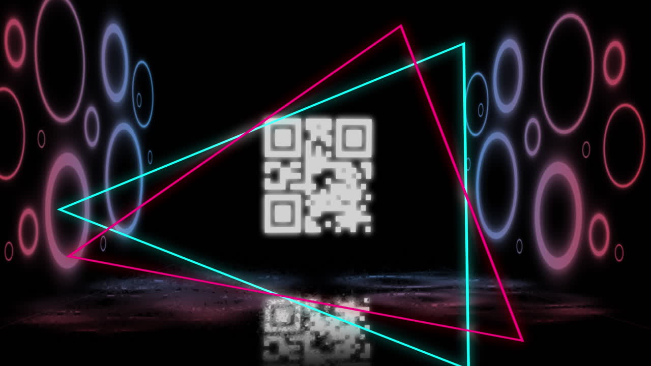 animación de un código qr brillante sobre formas geométricas de neón