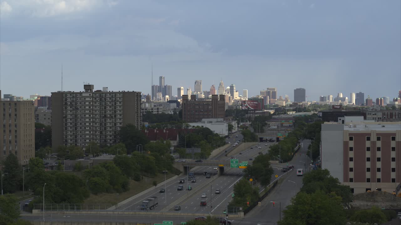 4k vista aérea de la ciudad de detroit-2