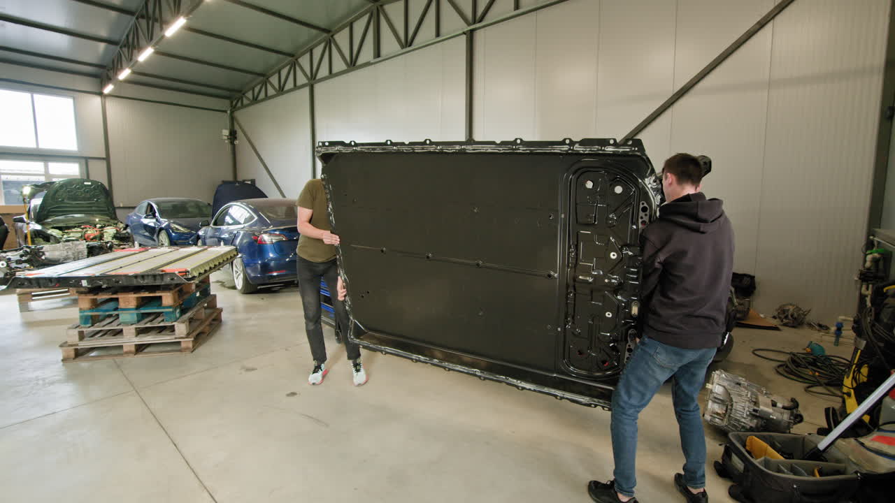 reemplazo o reparación de baterías de vehículos eléctricos en taller