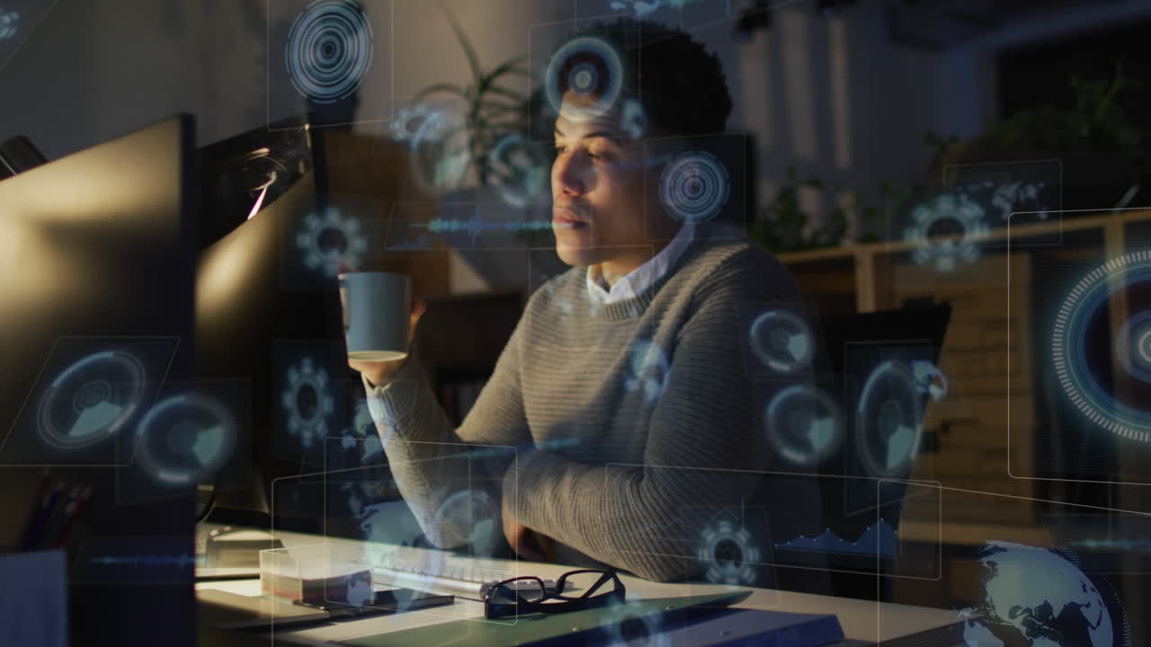 animación del procesamiento de datos sobre hombre de negocios biracial