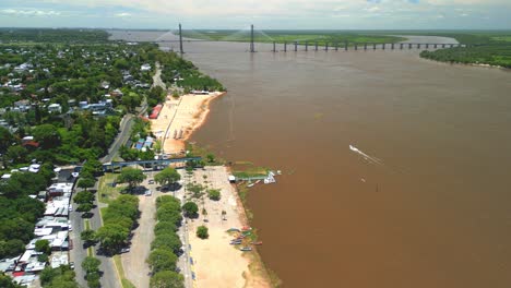 rosario argentina provincia de santa fe imágenes aéreas con drones de la ciudad vistas del río parana la florida