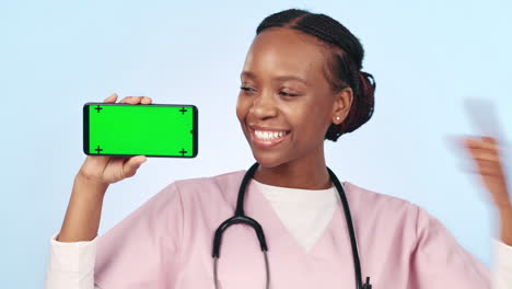 Arzt,-Lächeln-Und-Telefon-Mit-Grünem-Bildschirm