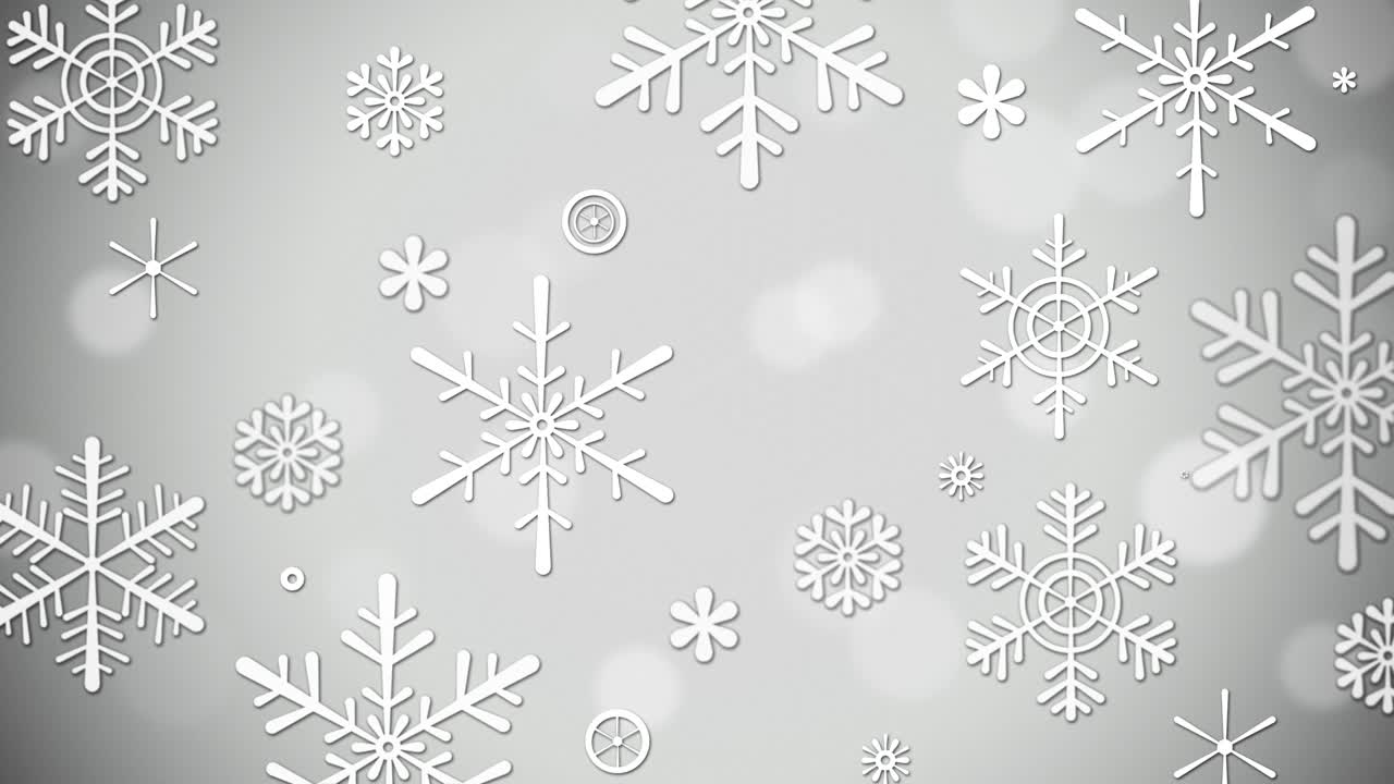 brillo brillante con copos de nieve congelados en un fondo gris y plateado con bokeh. fondo de navidad de invierno de bucle, feliz navidad y vacaciones de año nuevo. animación 4k