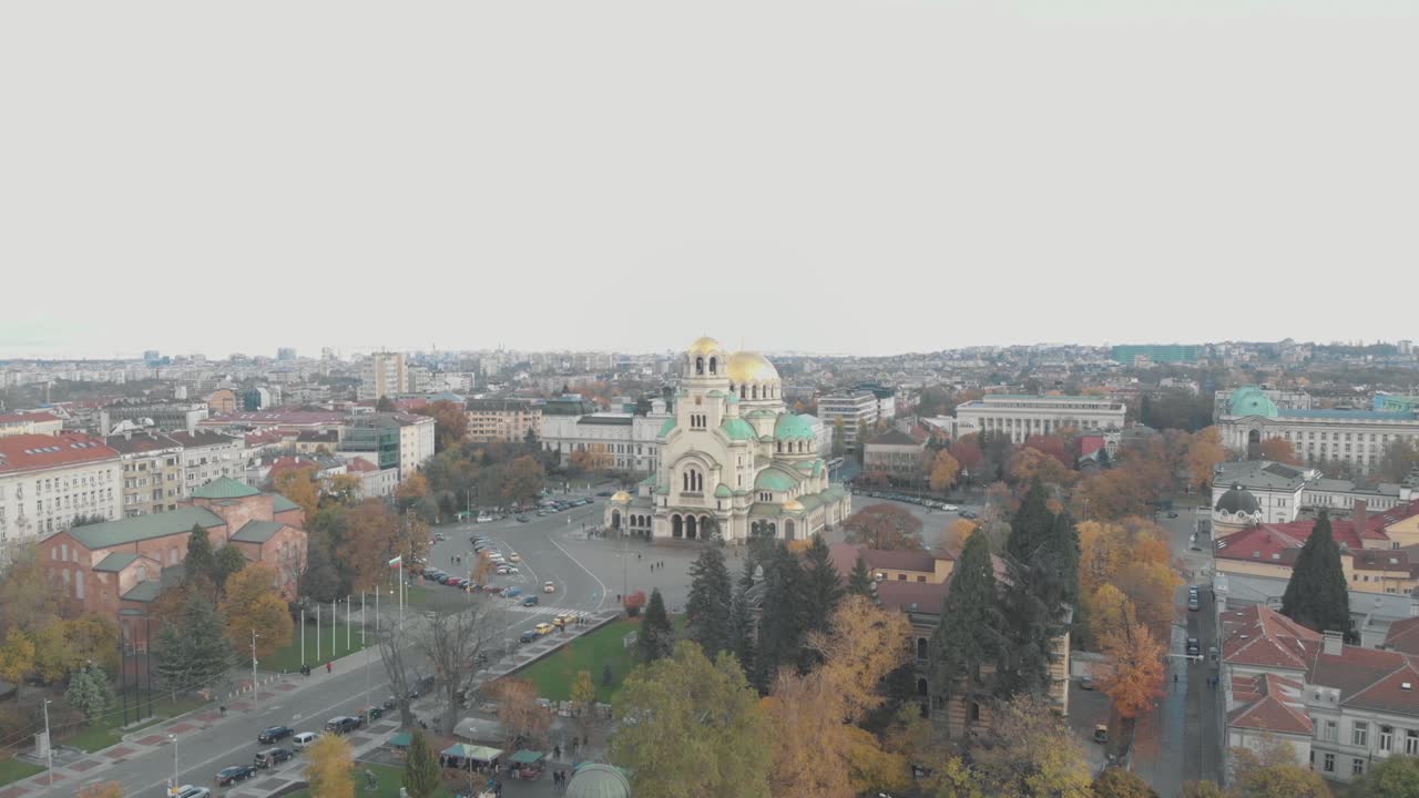 catedral san aleksandar nevski en sofia, bulgaria - vista aérea