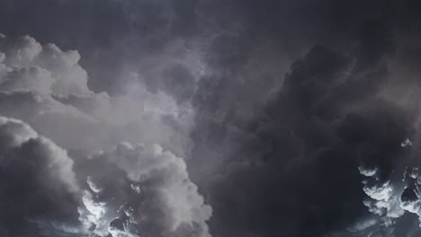 在 cumulonimbus 雲中的雷暴景色