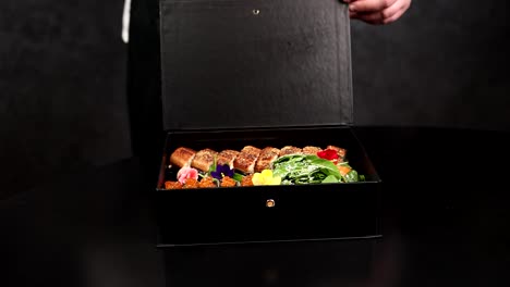 presentación de la caja de sushi