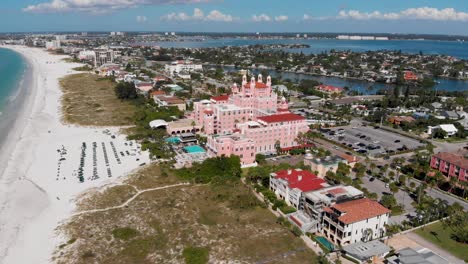video de dron de 4k del hermoso hotel don cesar en el golfo de méxico en st