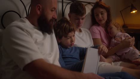 tiempo de lectura en familia