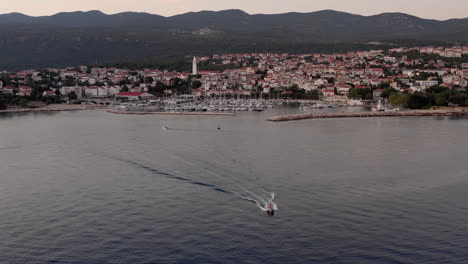 Panoramic-view-of-Novi-Vinodolski’s-coastline,-Marina-Novi,-Croatia