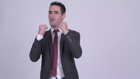 feliz hombre de negocios guapo