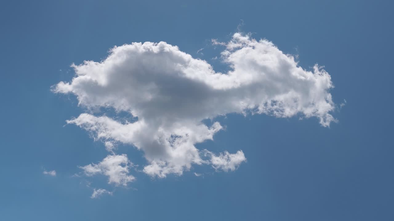 6k 구름 고립 된 타임 라프스