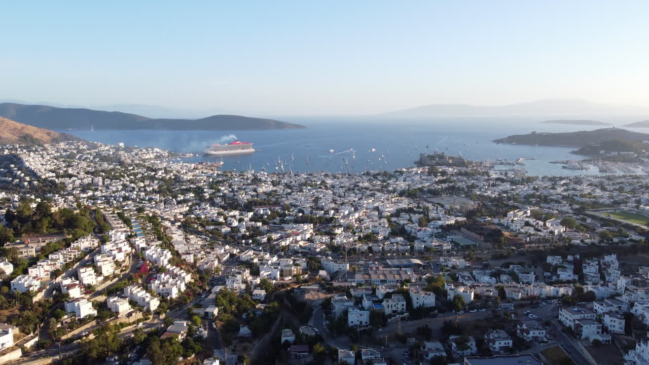 vista aérea de la costa de bodrum en la provincia de mugla, turquía