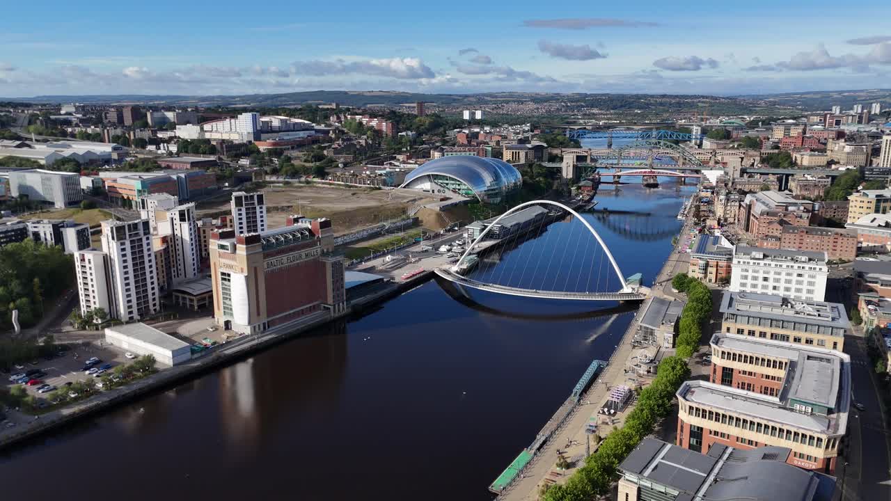 Drone Aerial Footage of Newcastle and Gateshead — River Tyne, Bridges, St ’ Park, City Centre Skyline, UK north east england tyneside