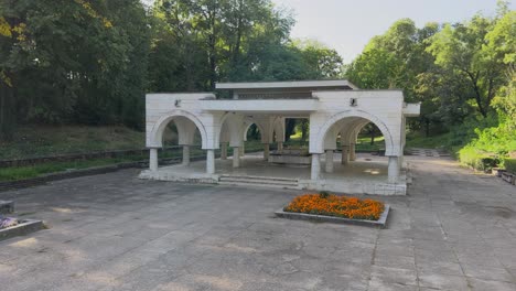 mineral water hot spring momina salza where people come to fill up water