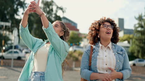 Friends,-phone-and-selfie-in-a-city-for-travel