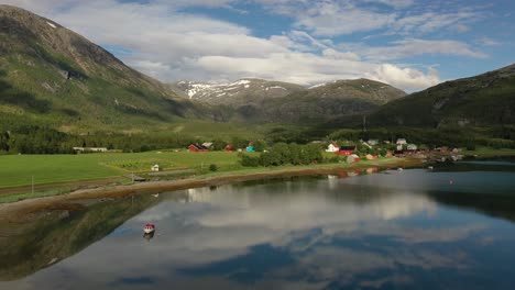 imágenes aéreas de la hermosa naturaleza de noruega